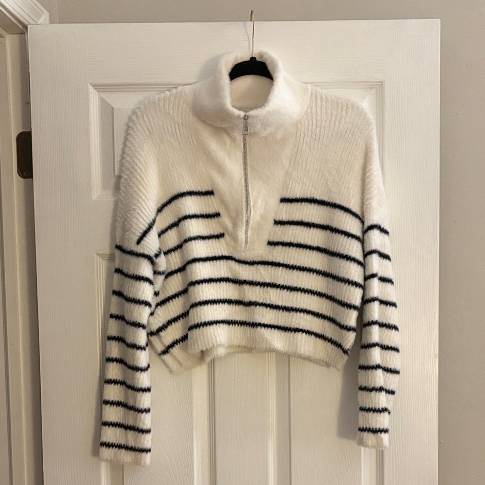 Abercrombie White and Navy Striped Sweater